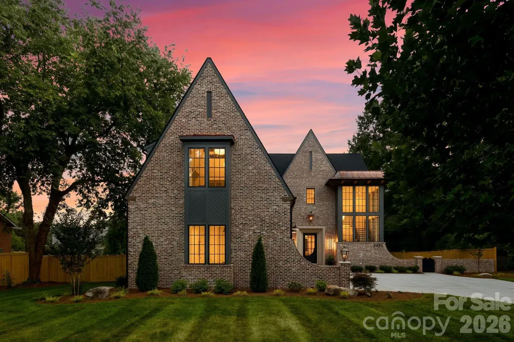 5555 Lansing Drive Charlotte NC 28270