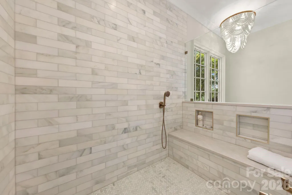 5555 Lansing Drive Charlotte NC 28270