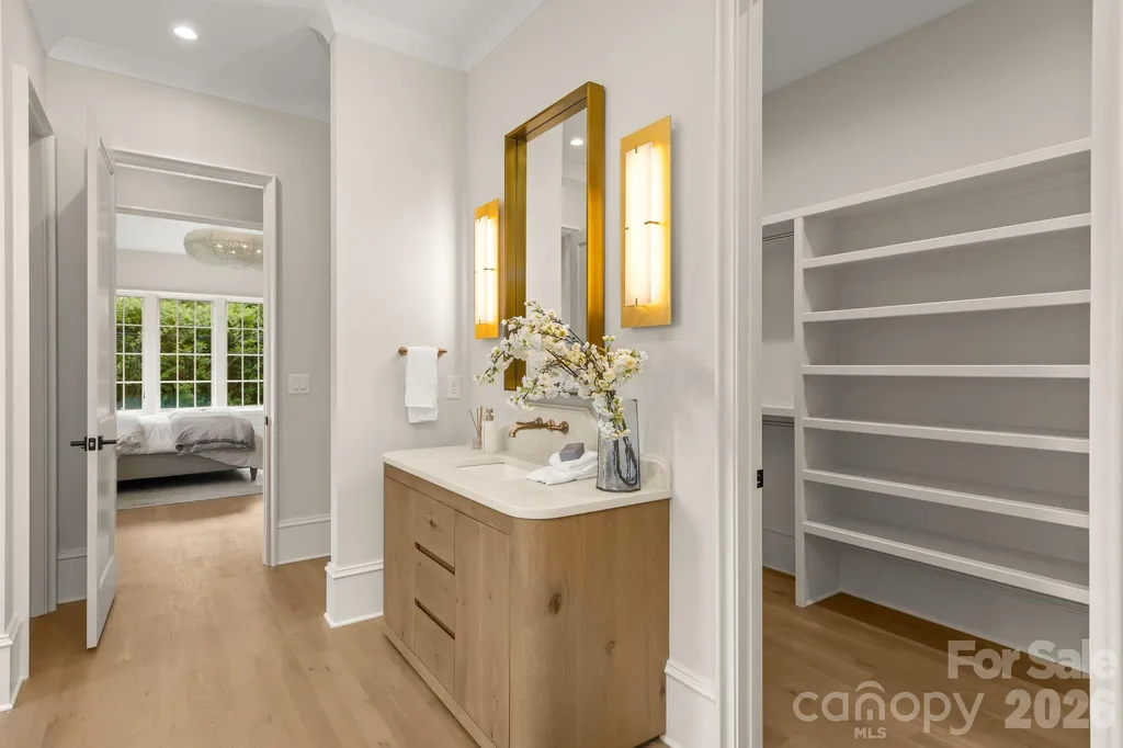 5555 Lansing Drive Charlotte NC 28270