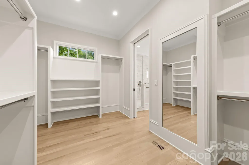 5555 Lansing Drive Charlotte NC 28270