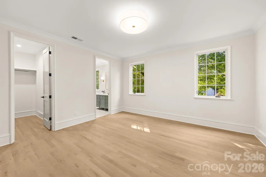 5555 Lansing Drive Charlotte NC 28270