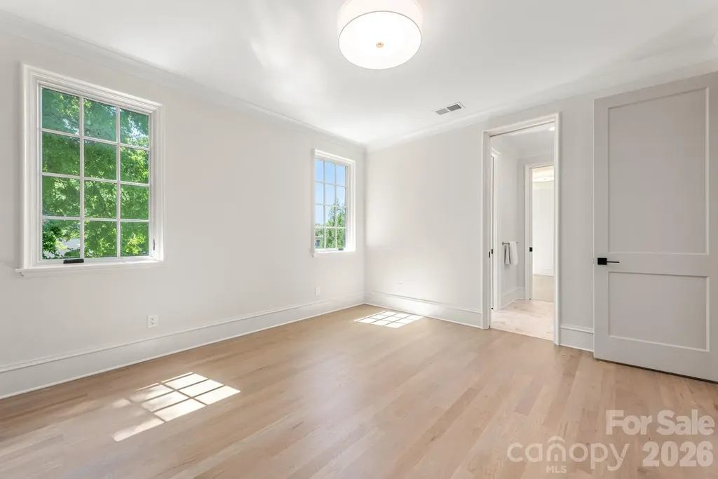 5555 Lansing Drive Charlotte NC 28270