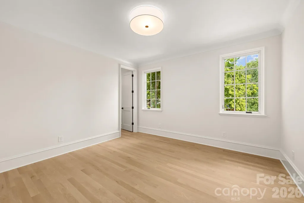 5555 Lansing Drive Charlotte NC 28270