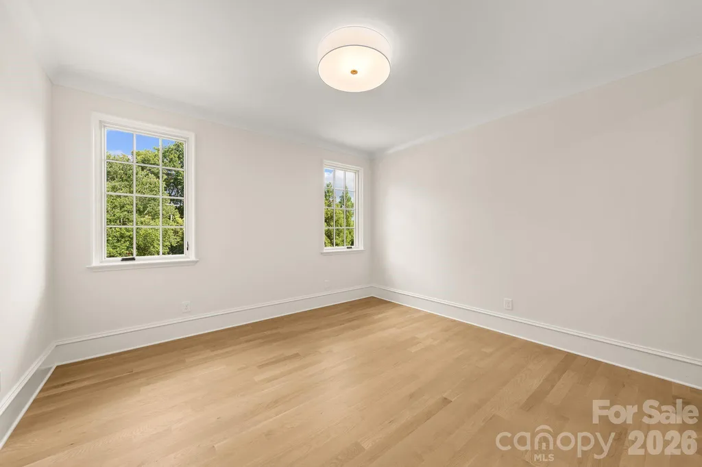 5555 Lansing Drive Charlotte NC 28270