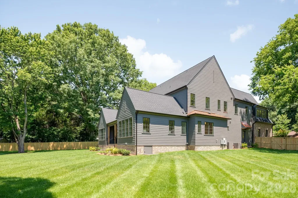 5555 Lansing Drive Charlotte NC 28270