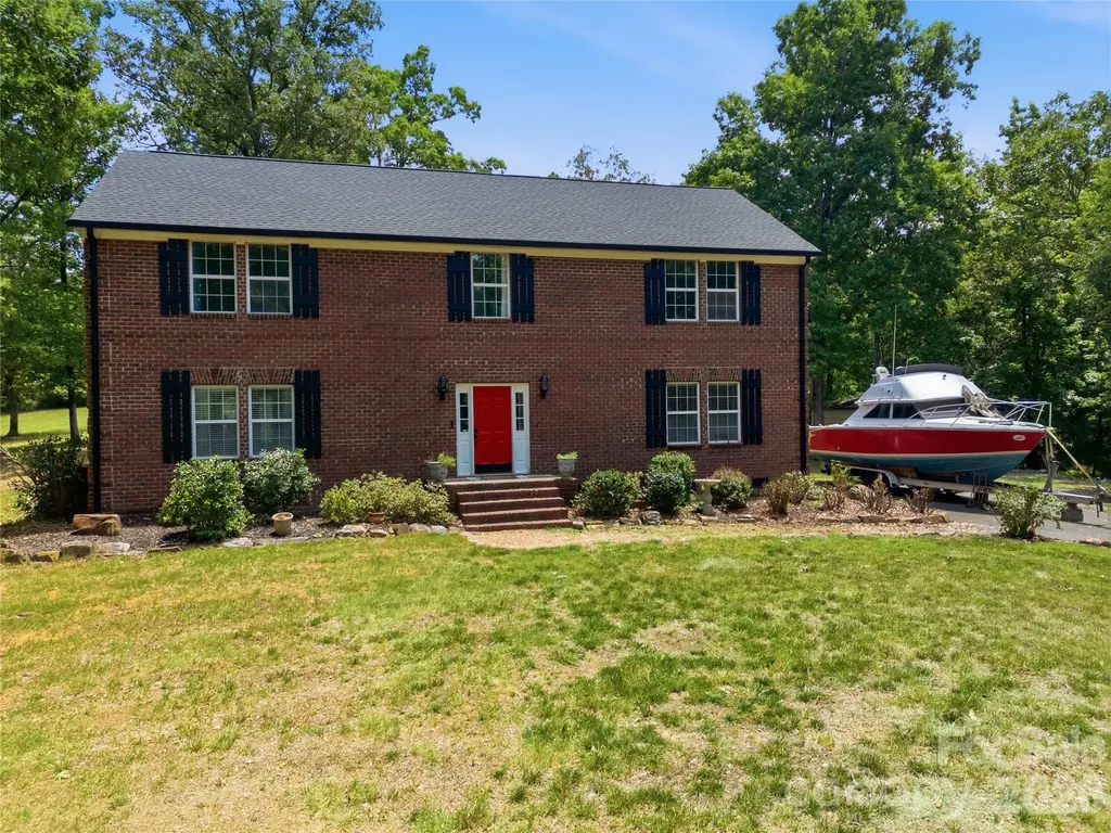 25611 Bridgeport Road Albemarle NC 28001