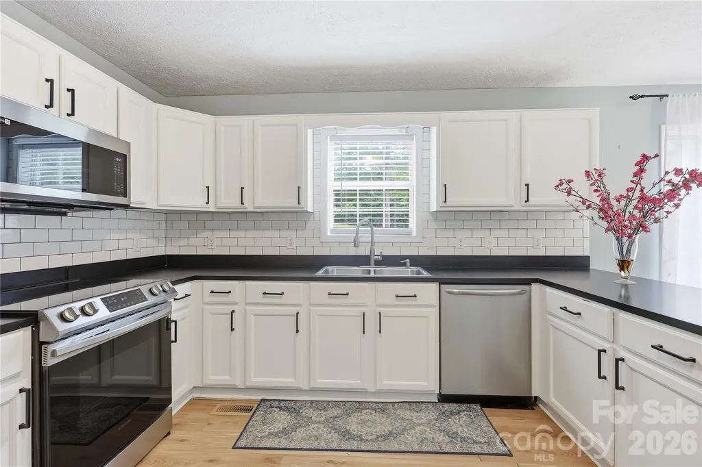 25611 Bridgeport Road Albemarle NC 28001