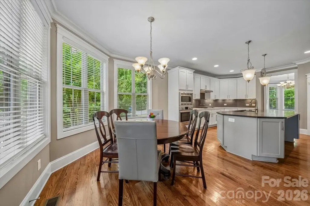 836 Elizabeth Lane Matthews NC 28105