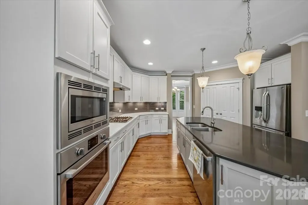 836 Elizabeth Lane Matthews NC 28105