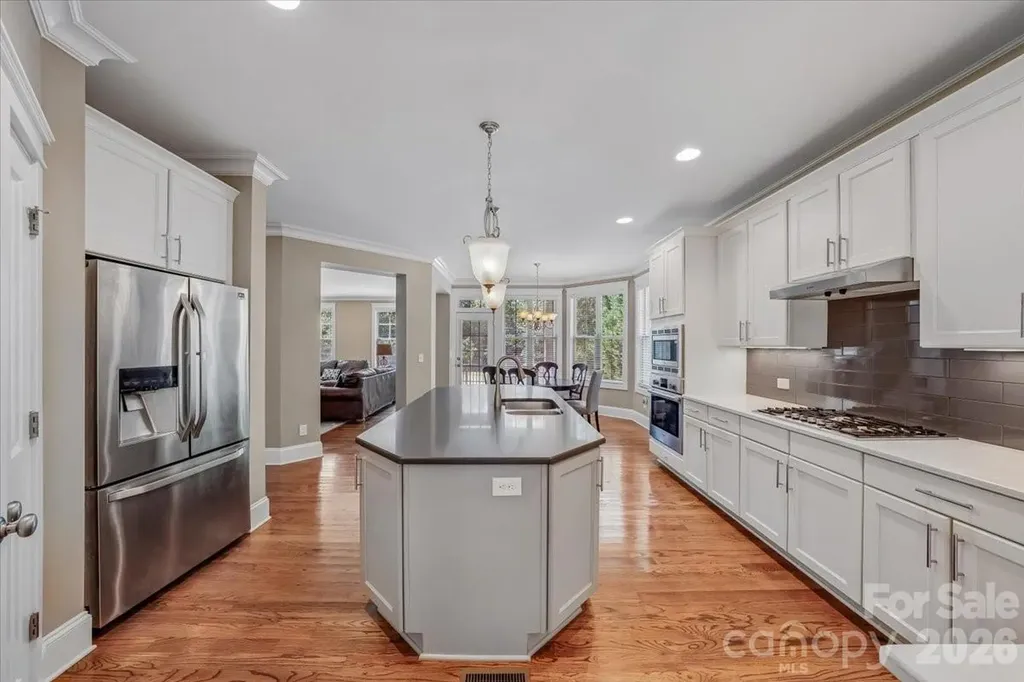 836 Elizabeth Lane Matthews NC 28105