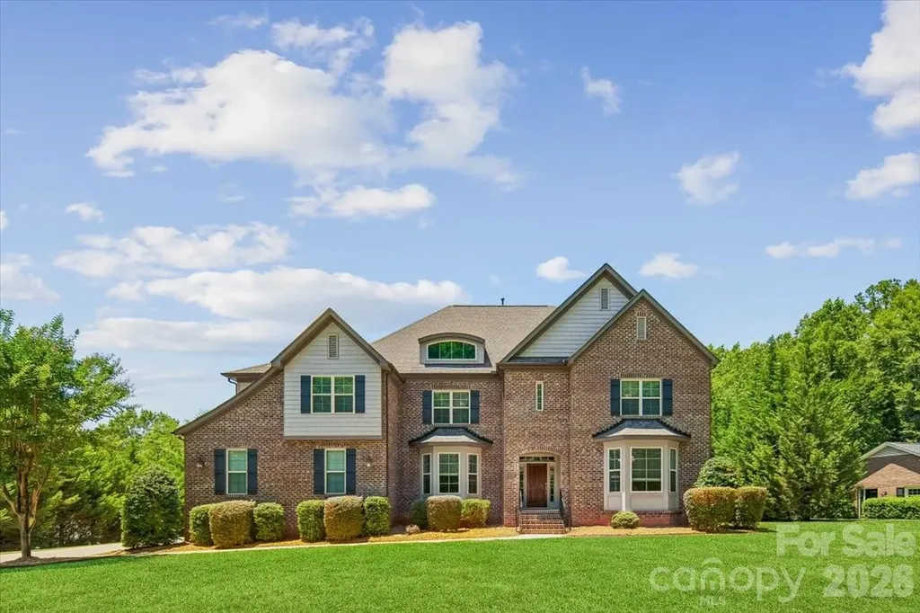 836 Elizabeth Lane Matthews NC 28105