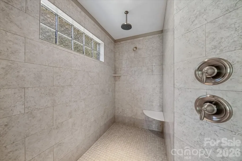 836 Elizabeth Lane Matthews NC 28105