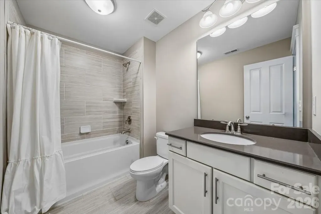 836 Elizabeth Lane Matthews NC 28105