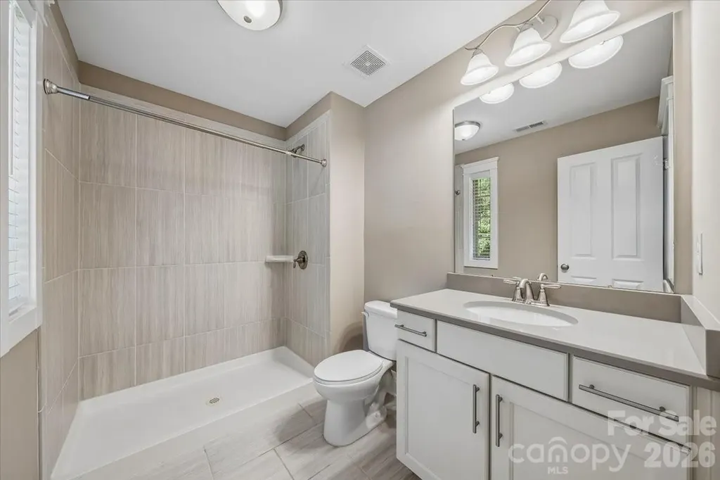 836 Elizabeth Lane Matthews NC 28105