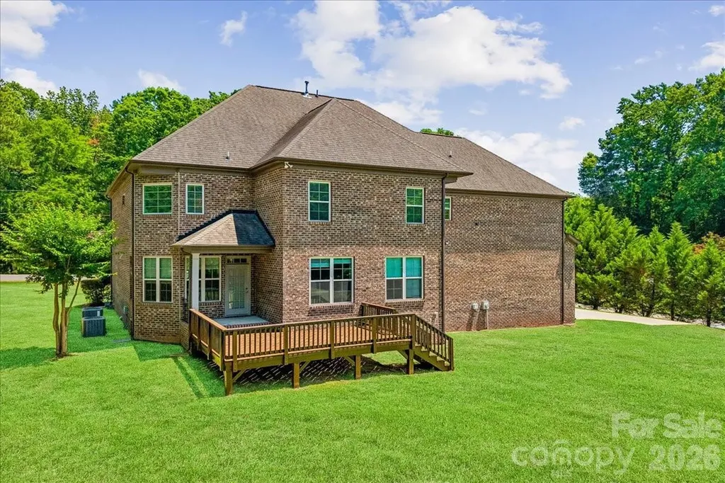 836 Elizabeth Lane Matthews NC 28105