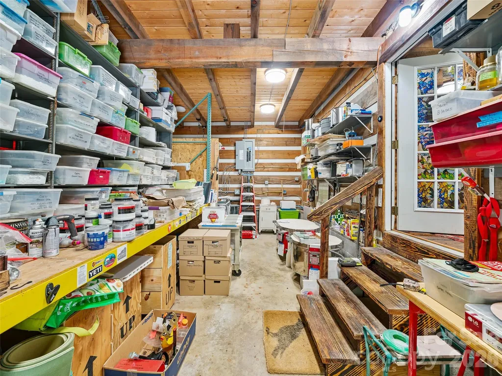 311 Old Sawmill Road Burnsville NC 28714