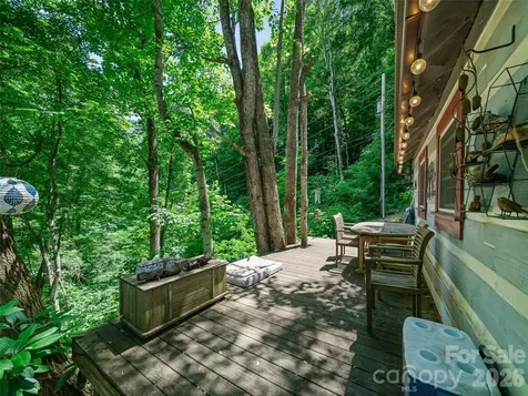 311 Old Sawmill Road Burnsville NC 28714