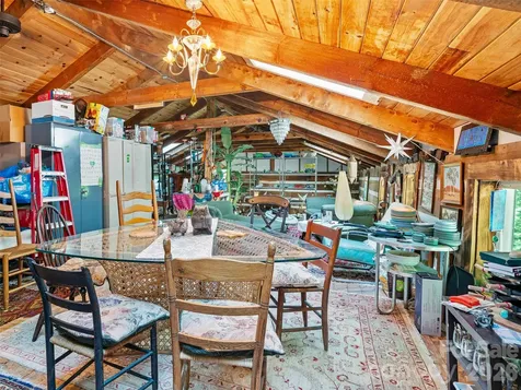 311 Old Sawmill Road Burnsville NC 28714