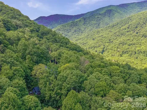 311 Old Sawmill Road Burnsville NC 28714