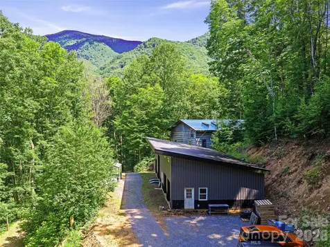 311 Old Sawmill Road Burnsville NC 28714