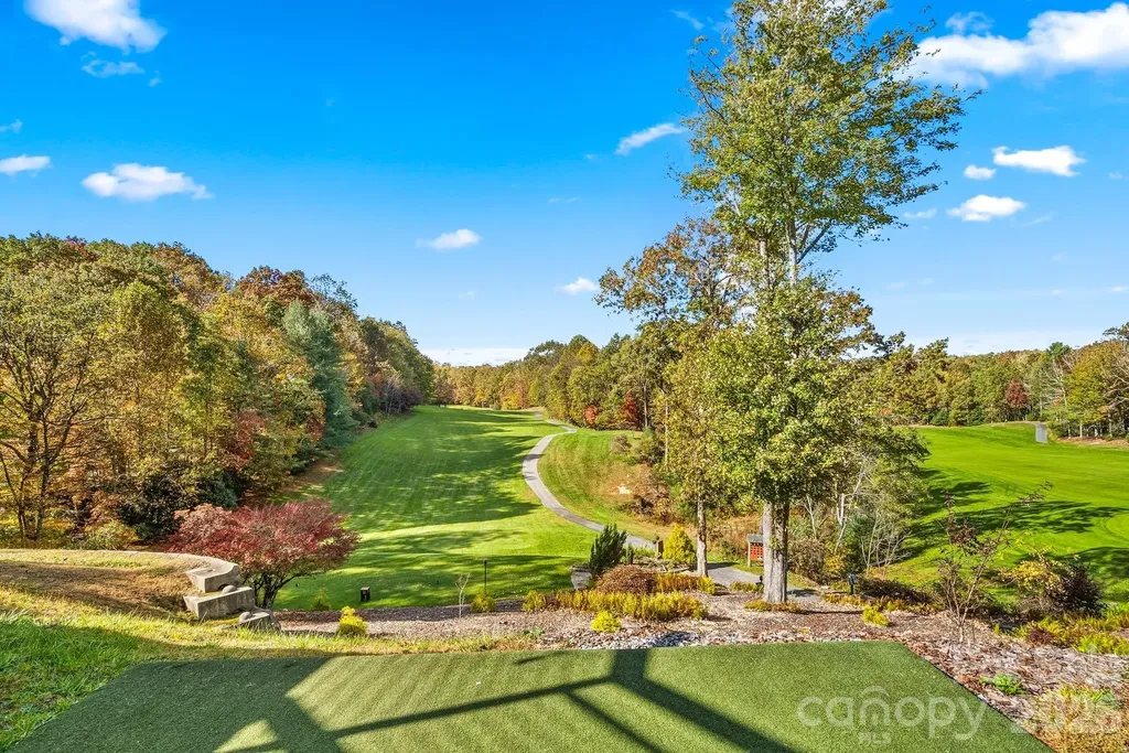 552 Kanasgowa Drive Brevard NC 28712