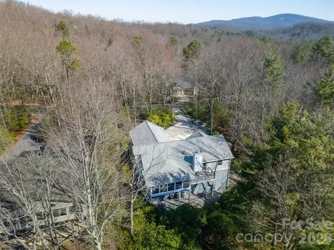 552 Kanasgowa Drive Brevard NC 28712