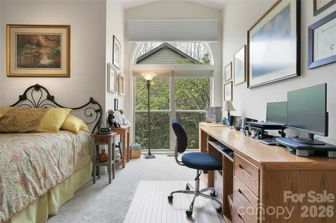 552 Kanasgowa Drive Brevard NC 28712