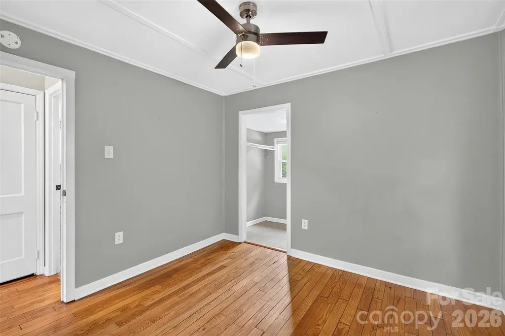 469 Kenilworth Road Asheville NC 28805