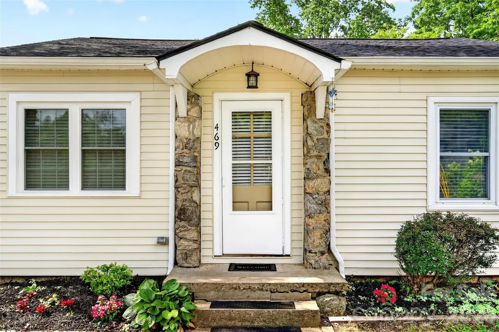 469 Kenilworth Road Asheville NC 28805