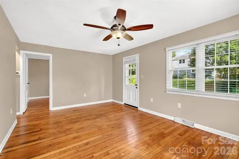 469 Kenilworth Road Asheville NC 28805