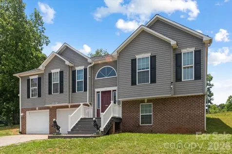 1223 Deer Park Road Nebo NC 28761