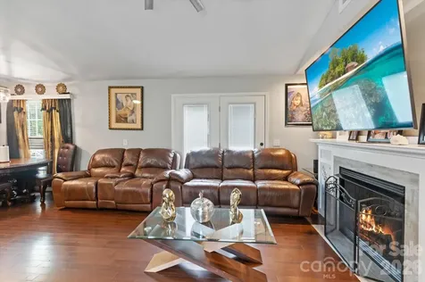 1223 Deer Park Road Nebo NC 28761