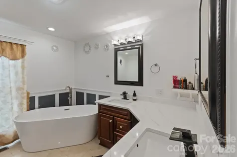 1223 Deer Park Road Nebo NC 28761