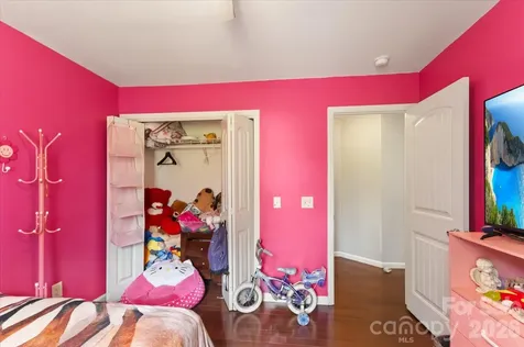 1223 Deer Park Road Nebo NC 28761