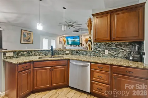 1223 Deer Park Road Nebo NC 28761