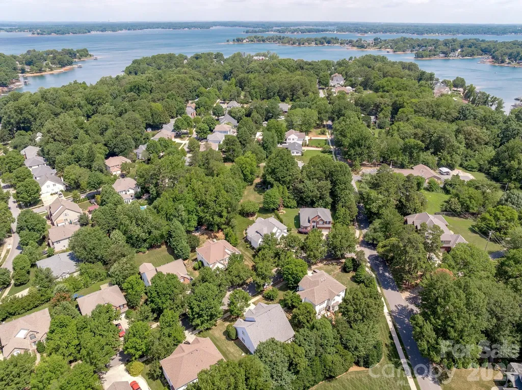 20307 Southshore Drive Cornelius NC 28031