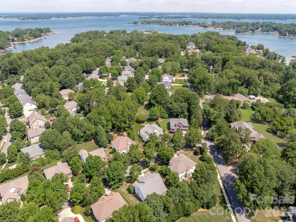 20307 Southshore Drive Cornelius NC 28031