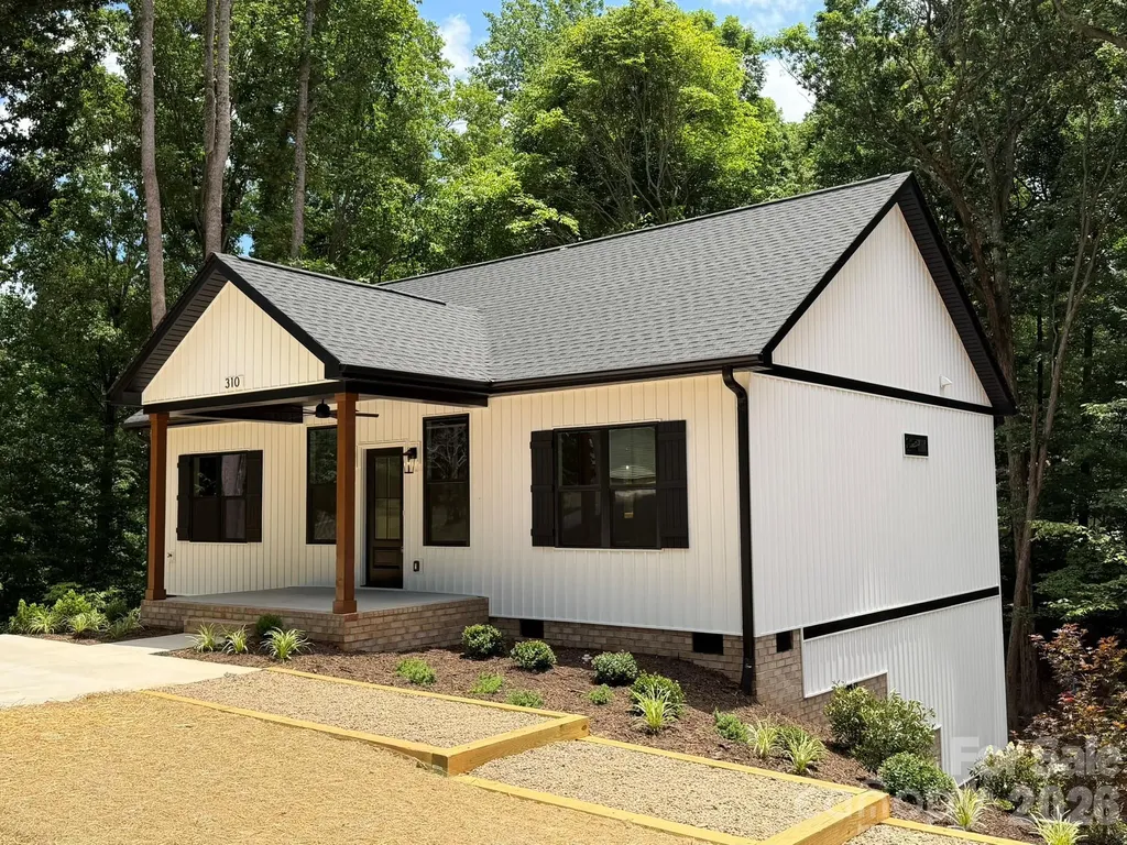 310 Willow Street Stanley NC 28164
