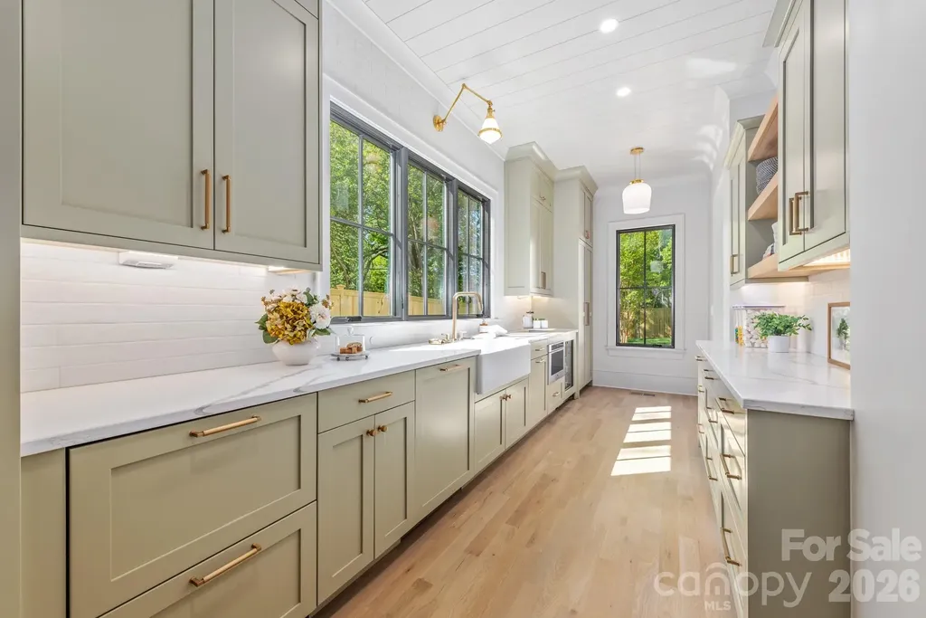 4110 Melchor Avenue Charlotte NC 28211