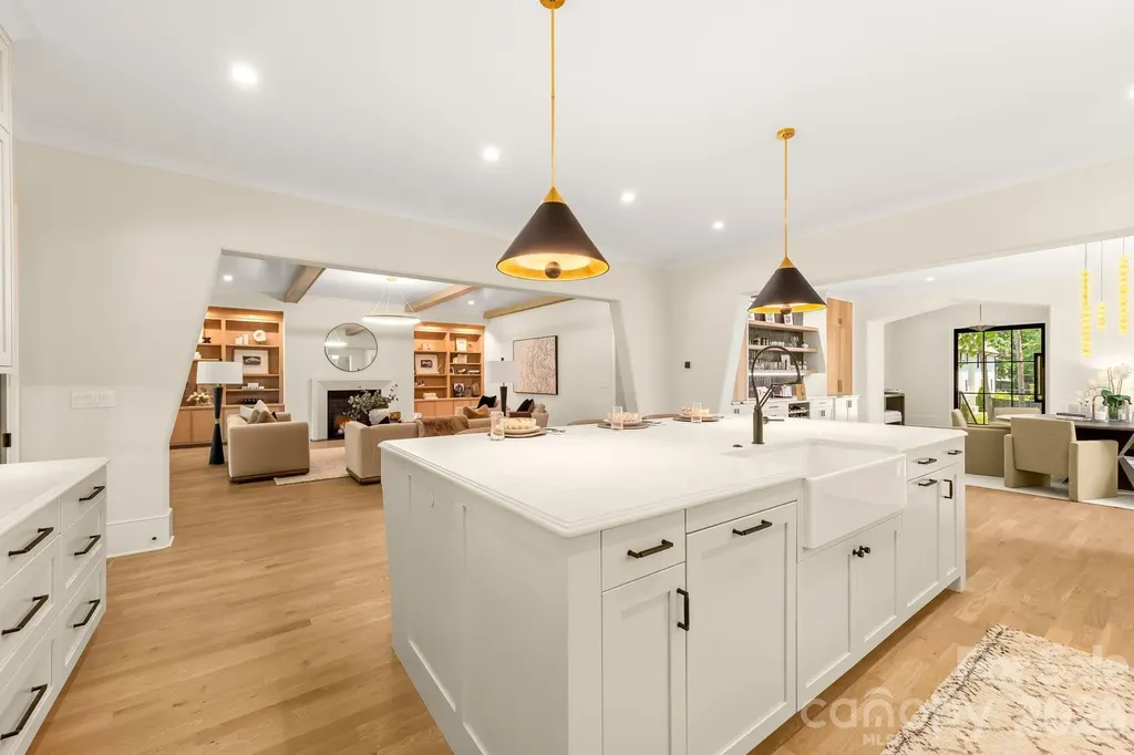 4110 Melchor Avenue Charlotte NC 28211