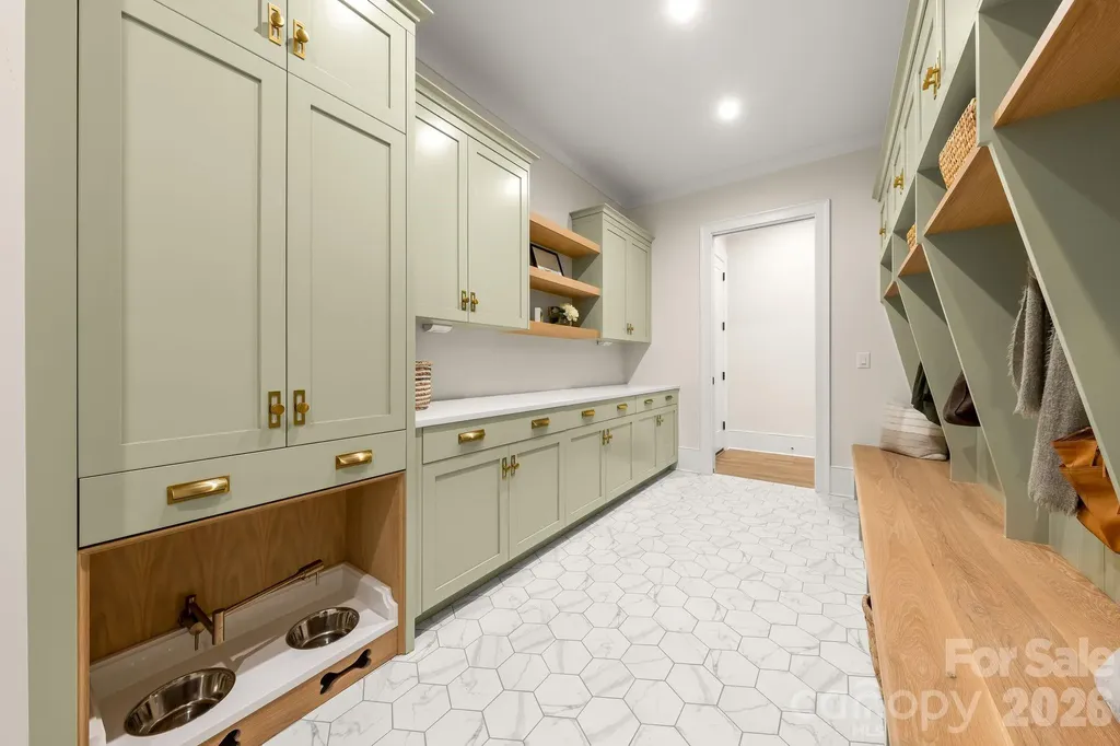 4110 Melchor Avenue Charlotte NC 28211