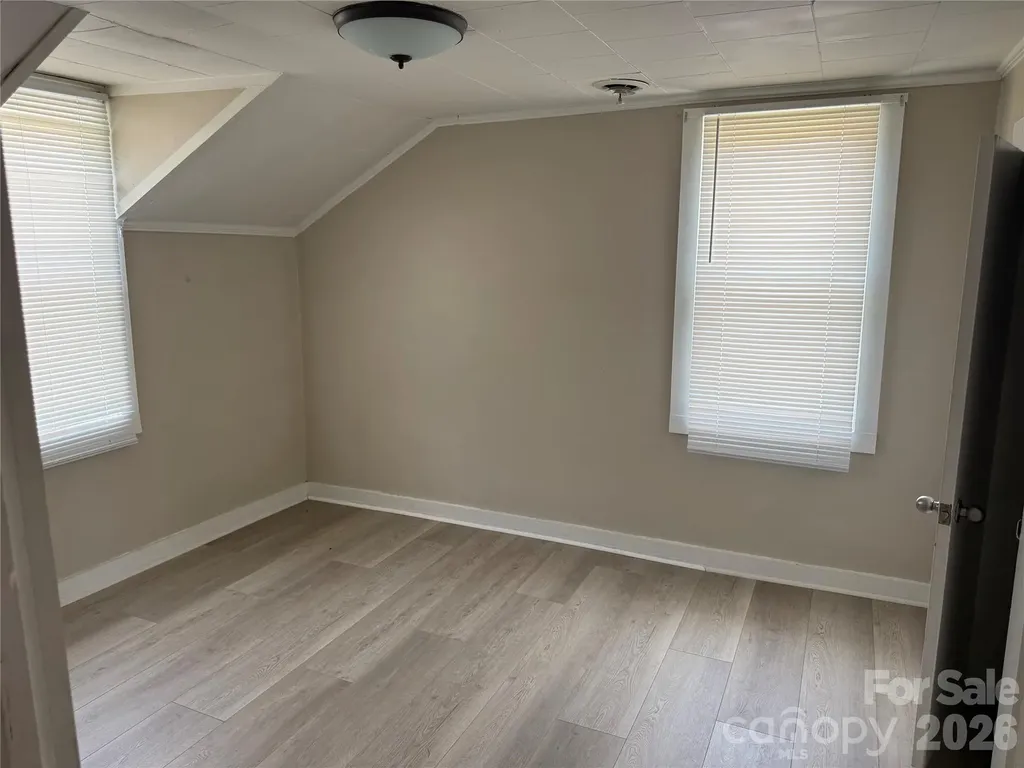 808 Harrisburg Drive SW Lenoir NC 28645