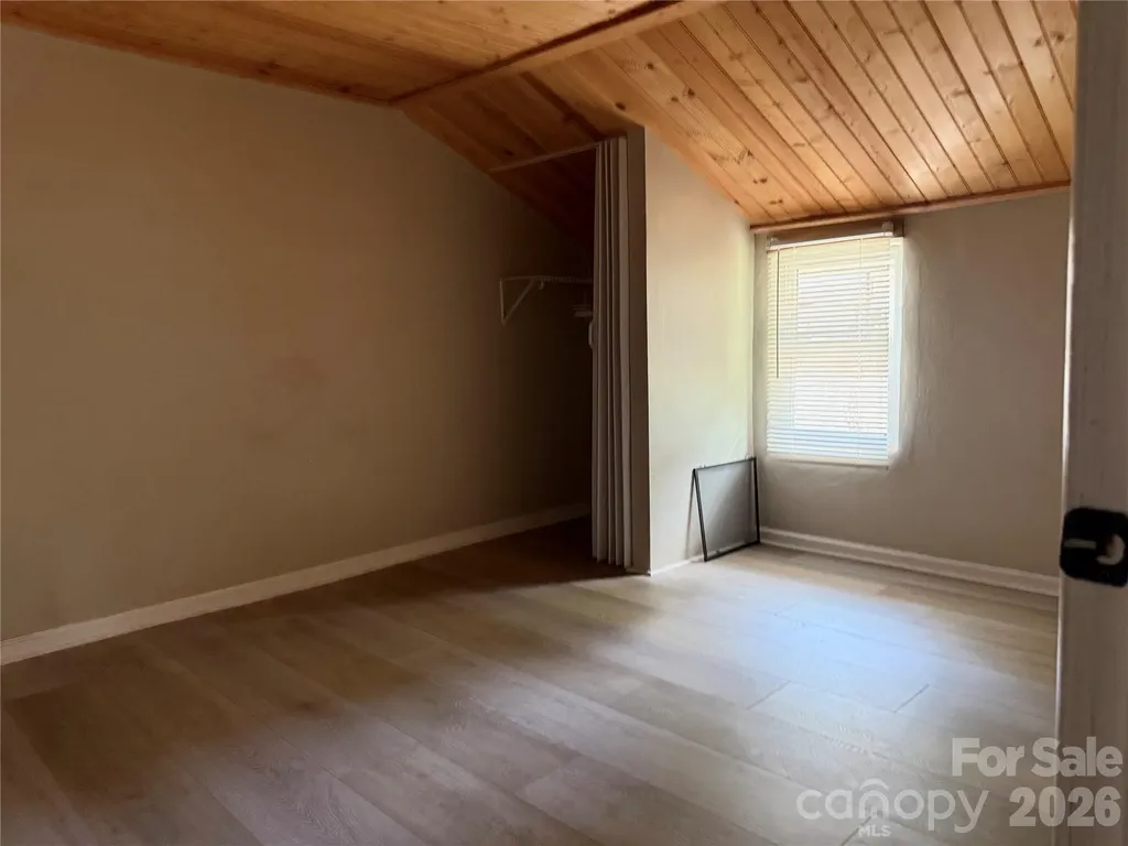 808 Harrisburg Drive SW Lenoir NC 28645