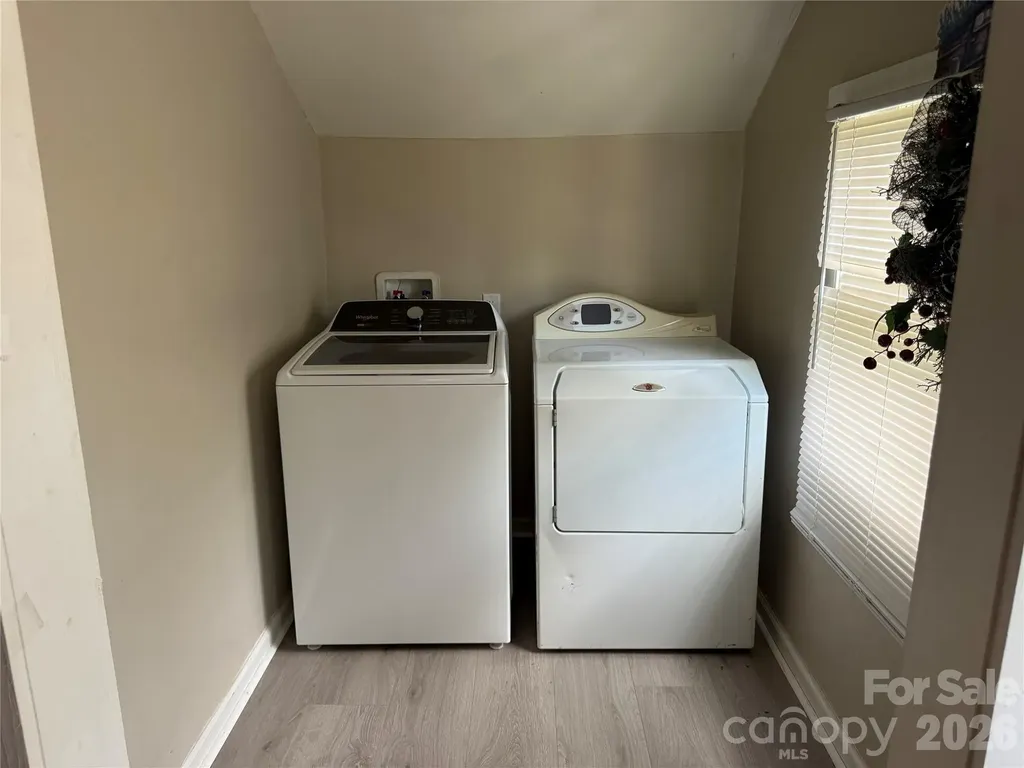 808 Harrisburg Drive SW Lenoir NC 28645