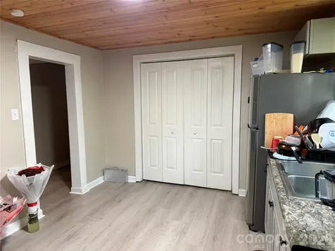 808 Harrisburg Drive SW Lenoir NC 28645