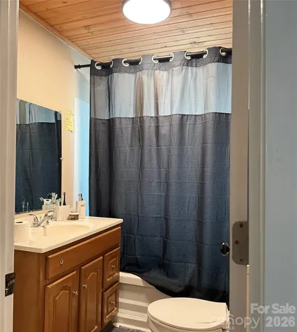 808 Harrisburg Drive SW Lenoir NC 28645