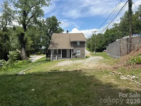 808 Harrisburg Drive SW Lenoir NC 28645