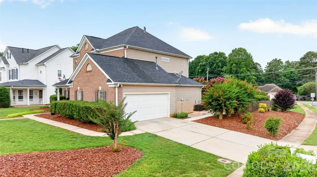 104 Elizabeth Hearth Road Mooresville NC 28115