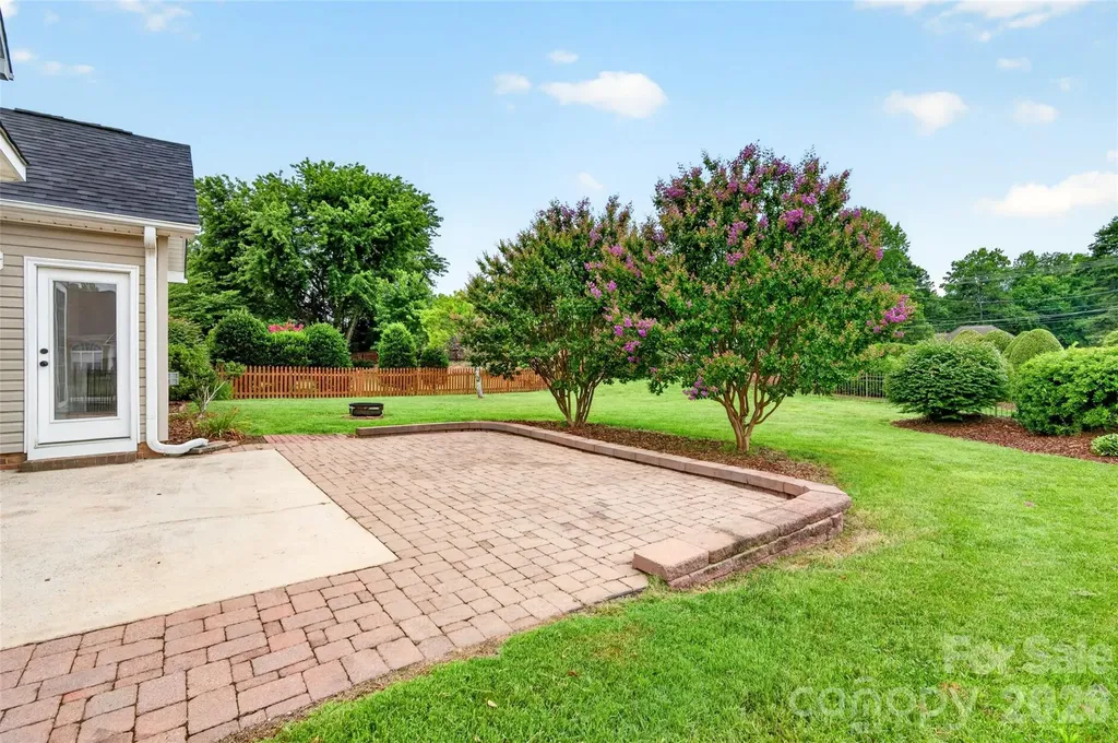 104 Elizabeth Hearth Road Mooresville NC 28115