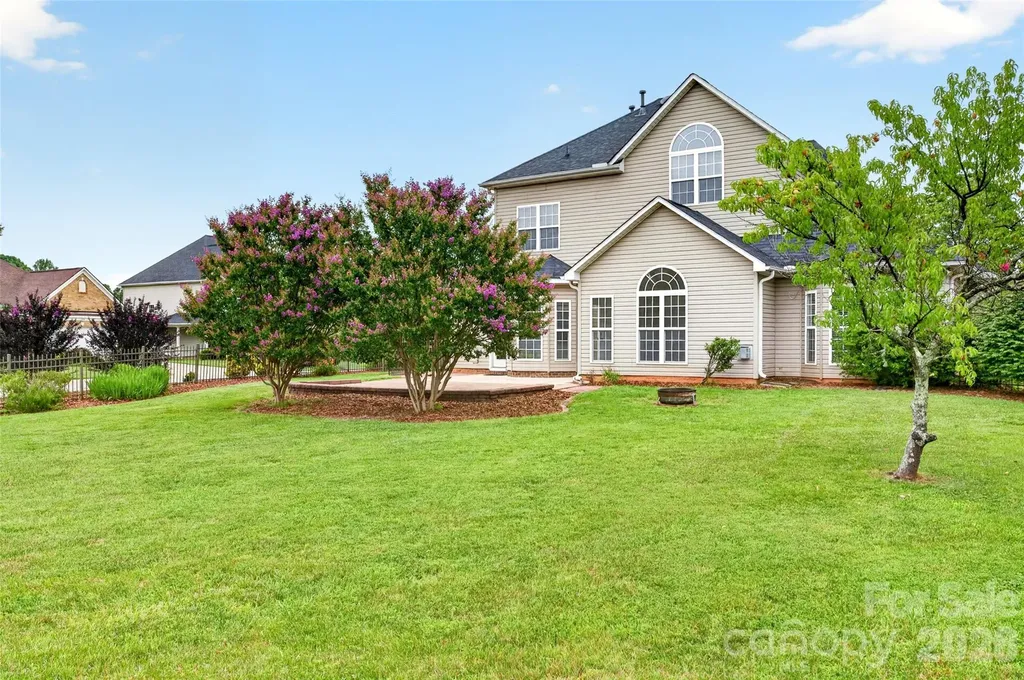 104 Elizabeth Hearth Road Mooresville NC 28115